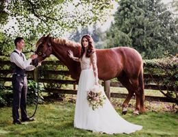 Viola Farm At Bear Creek is a  World Class Wedding Venues Gold Member