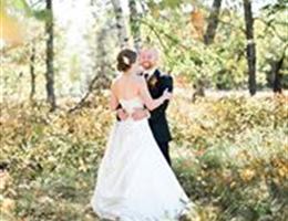 Whitefish Lodge is a  World Class Wedding Venues Gold Member