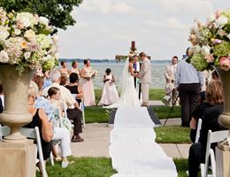 Oakwood Resort is a  World Class Wedding Venues Gold Member