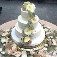 White Flower Cake Shoppe - 1