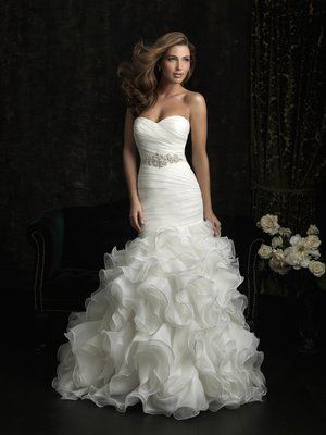 Jo-Lin's Bridal & Formal Wear - 1