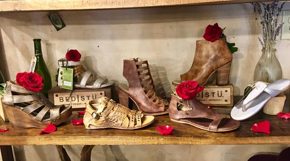 Logan's Boutique - Carolina Home and Garden - 1