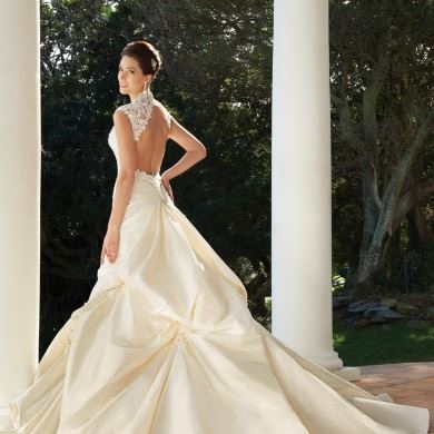 Sisters Bridal & Tux - 1