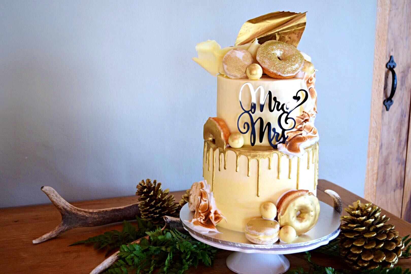 White Rabbit Cakes - 1