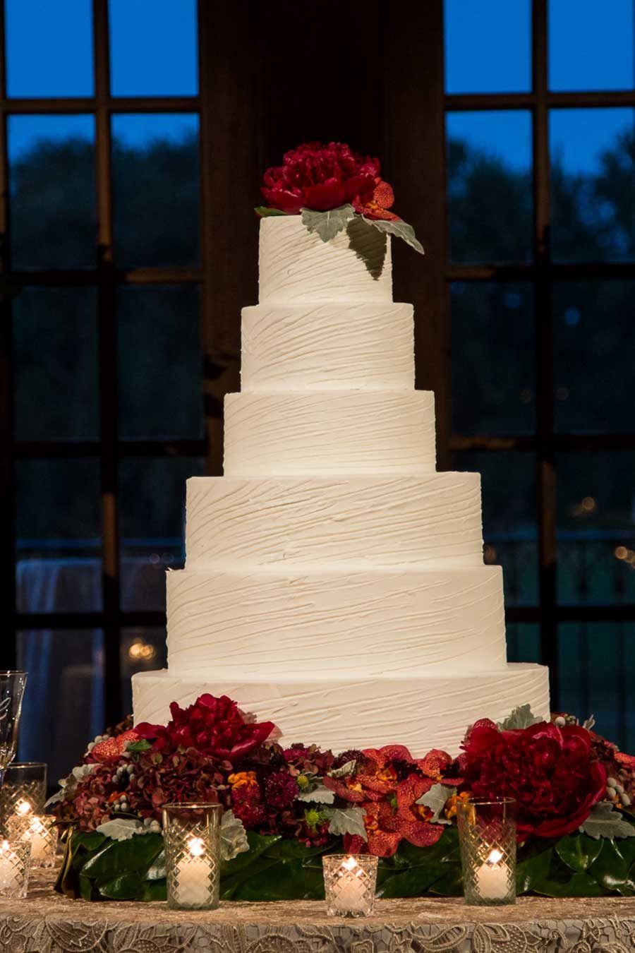 Sweet Tooth Cakes and Pastries - 1