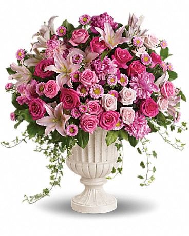 Blooms Floral & Gifts - 1