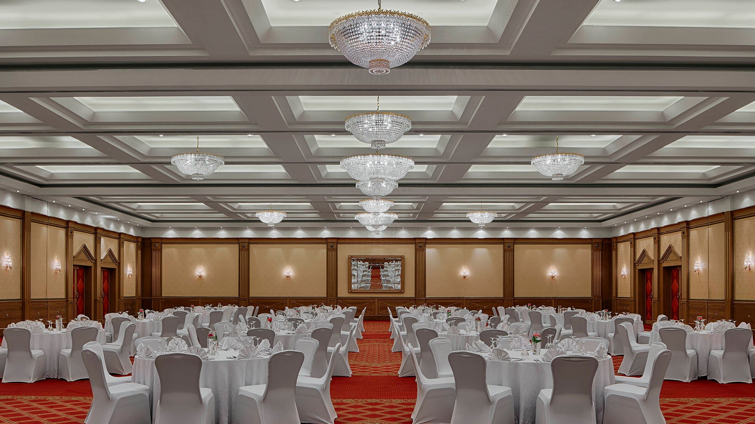 Sheraton Oran Hotel - 2