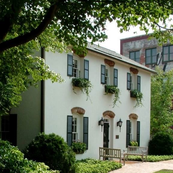 Mary's at Falls Cottage - 1