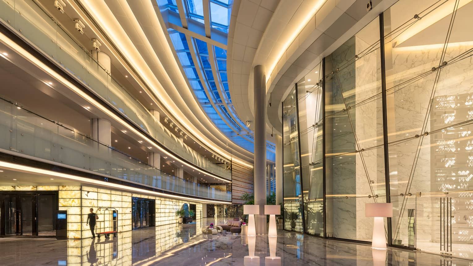 Four Seasons Hotel - 6