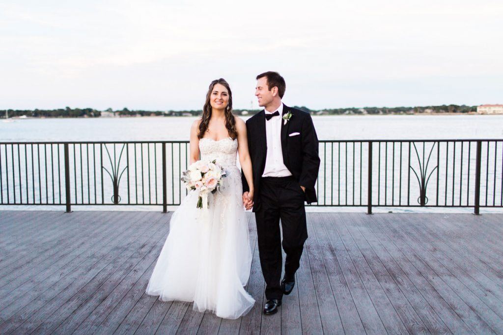 Riverhouse Waterfront Restaurant - 3