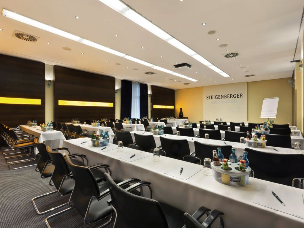 Steigenberger Hotel Metropolitan - 4