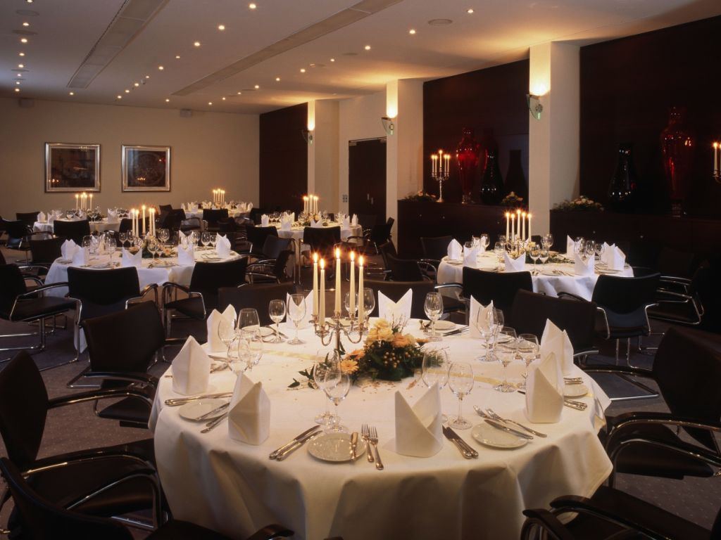 Steigenberger Hotel Metropolitan - 2