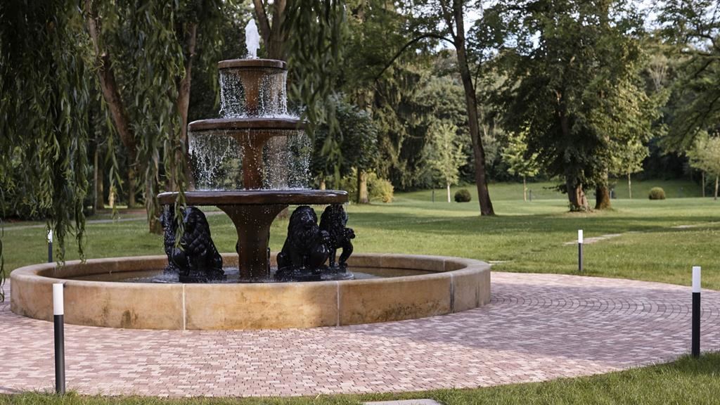 Kempinski Hotel Frankfurt - 5