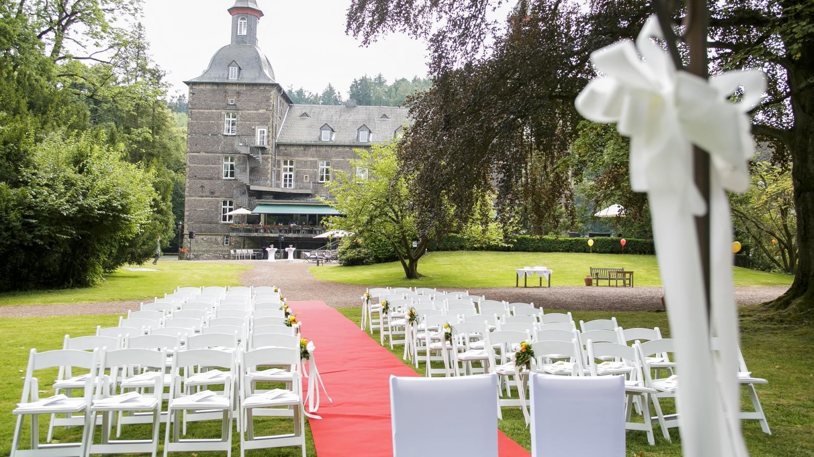 Schlosshotel Hugenpoet - 2