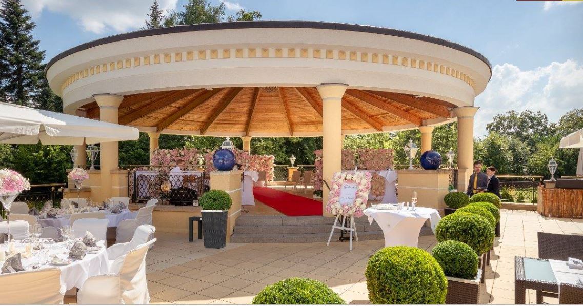 Steigenberger Hotel Der Sonnenhof - 1