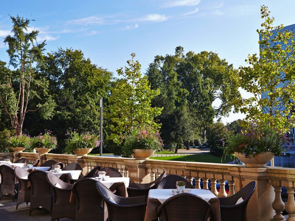 Steigenberger Parkhotel - 5