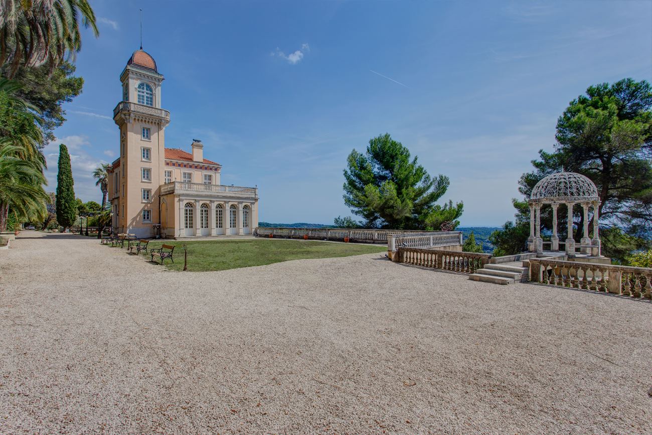 Chateau Saint Georges - 3