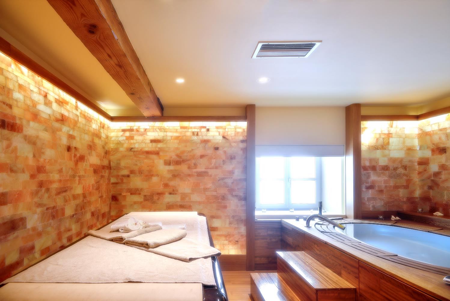 Hydrama Grand Hotel - 4