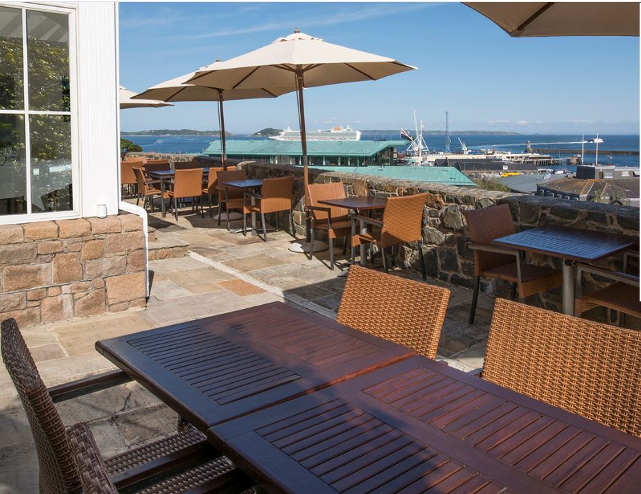 La Fregate Hotel - 4