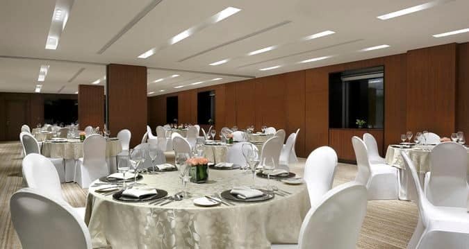 Hilton Bangalore Embassy Golflinks - 3