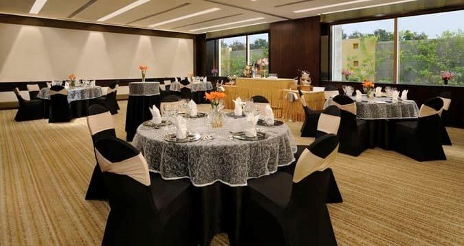 Hilton Bangalore Embassy Golflinks - 1