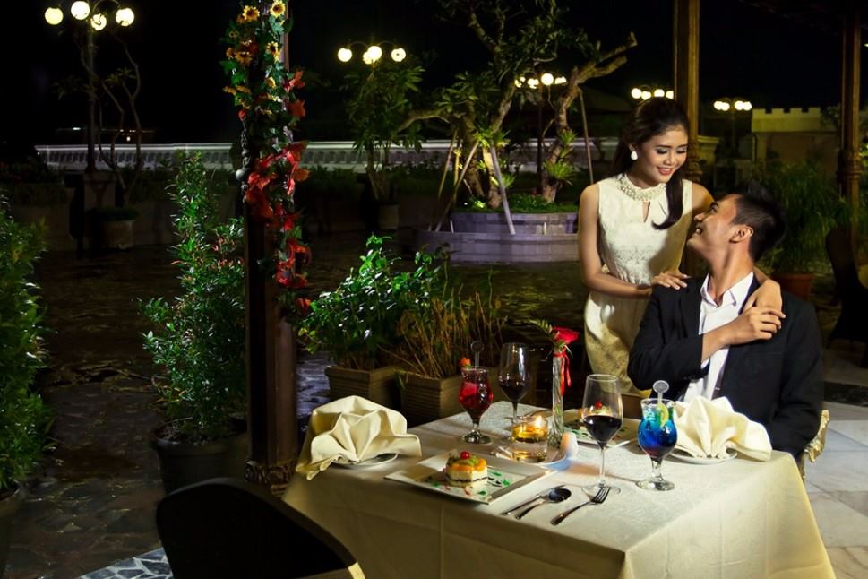 The Rich Jogja Hotel - 4