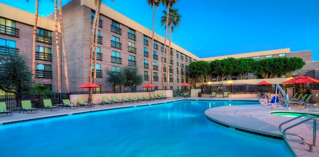 Radisson Hotel Phoenix North - 1