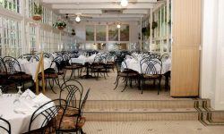 The Court of Two Sisters - 4