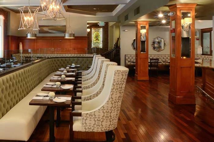 Two Twenty Restaurant - 4