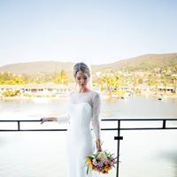 Lakehouse Hotel And Resort - 1