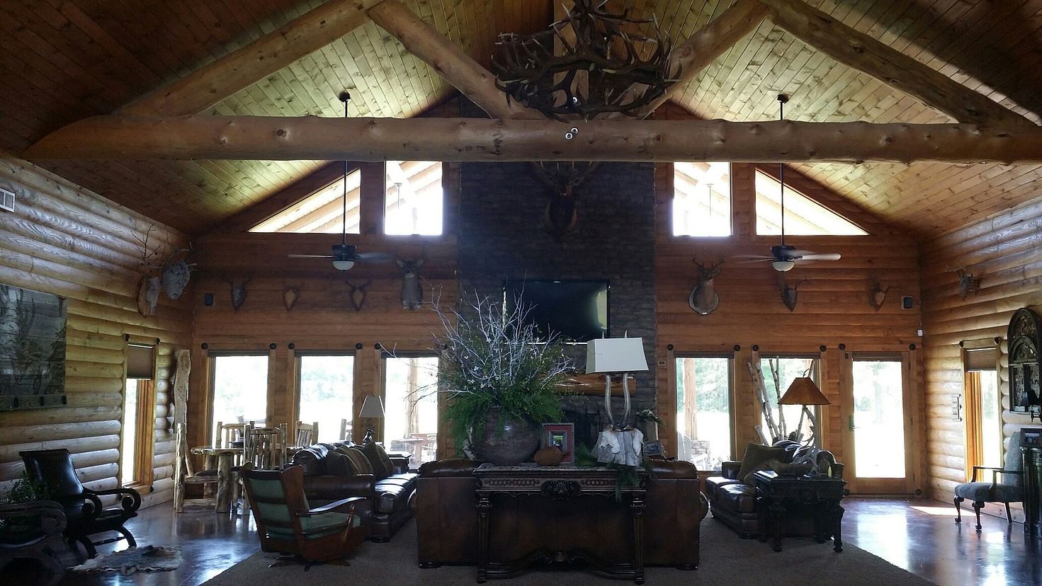 Southern Charm Wedding And Event House - 3