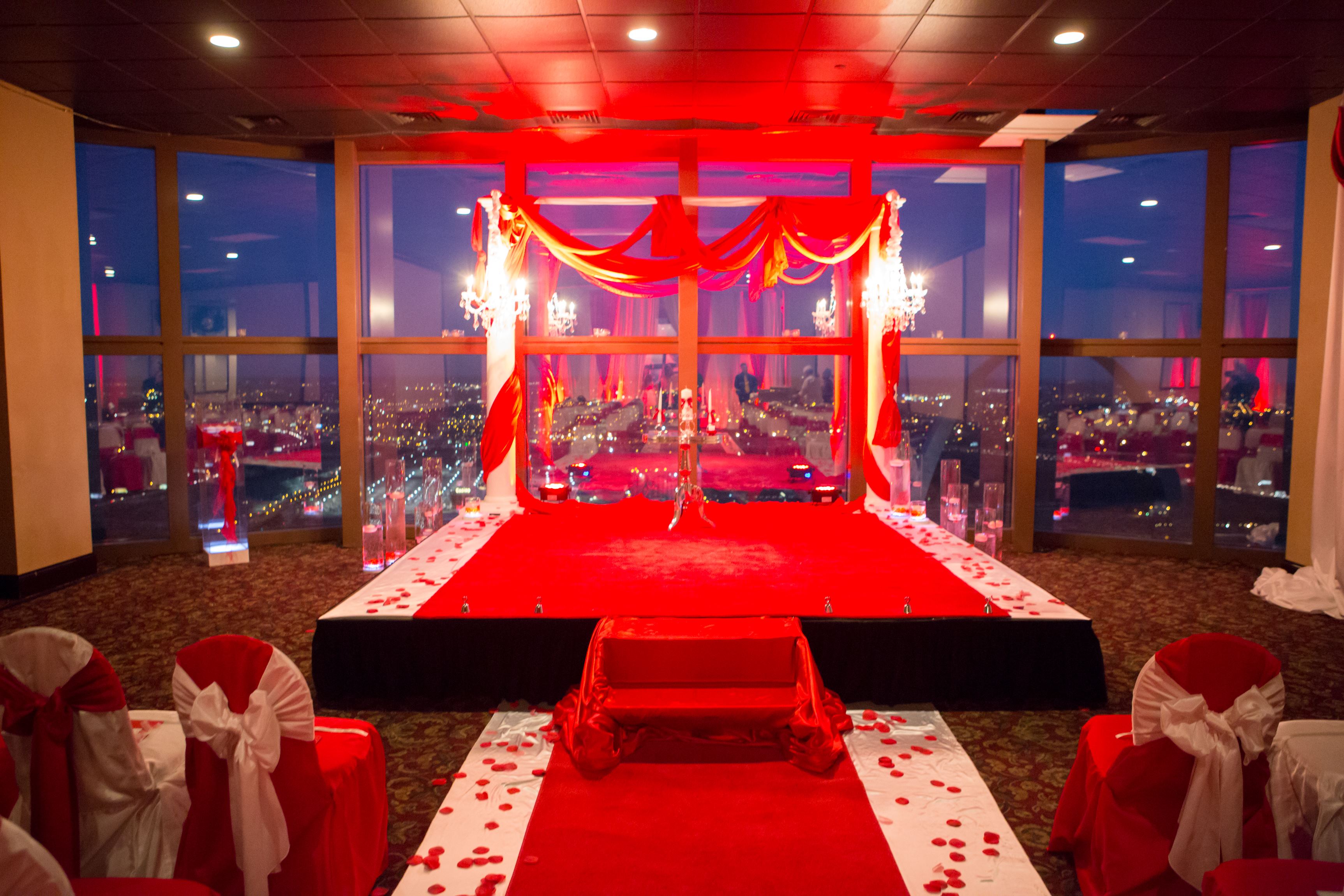 Kemoll's Top Of The Met - 7