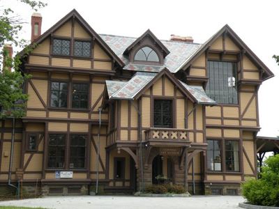 Newport Art Museum - 1