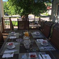 The Munroe Inn Bed And Breakfast - 4