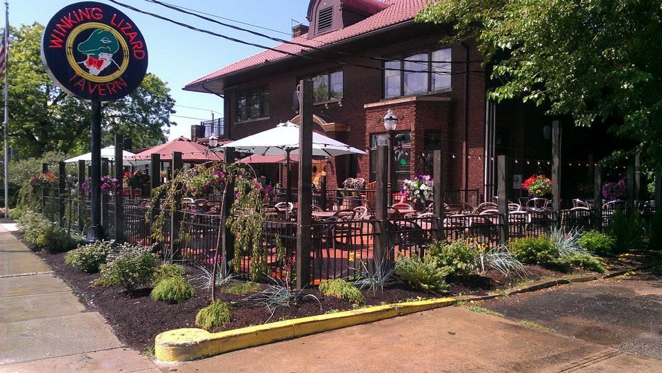 Winking Lizard Tavern Party Center - 2