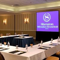 Sheraton Milwaukee Brookfield Hotel - 6