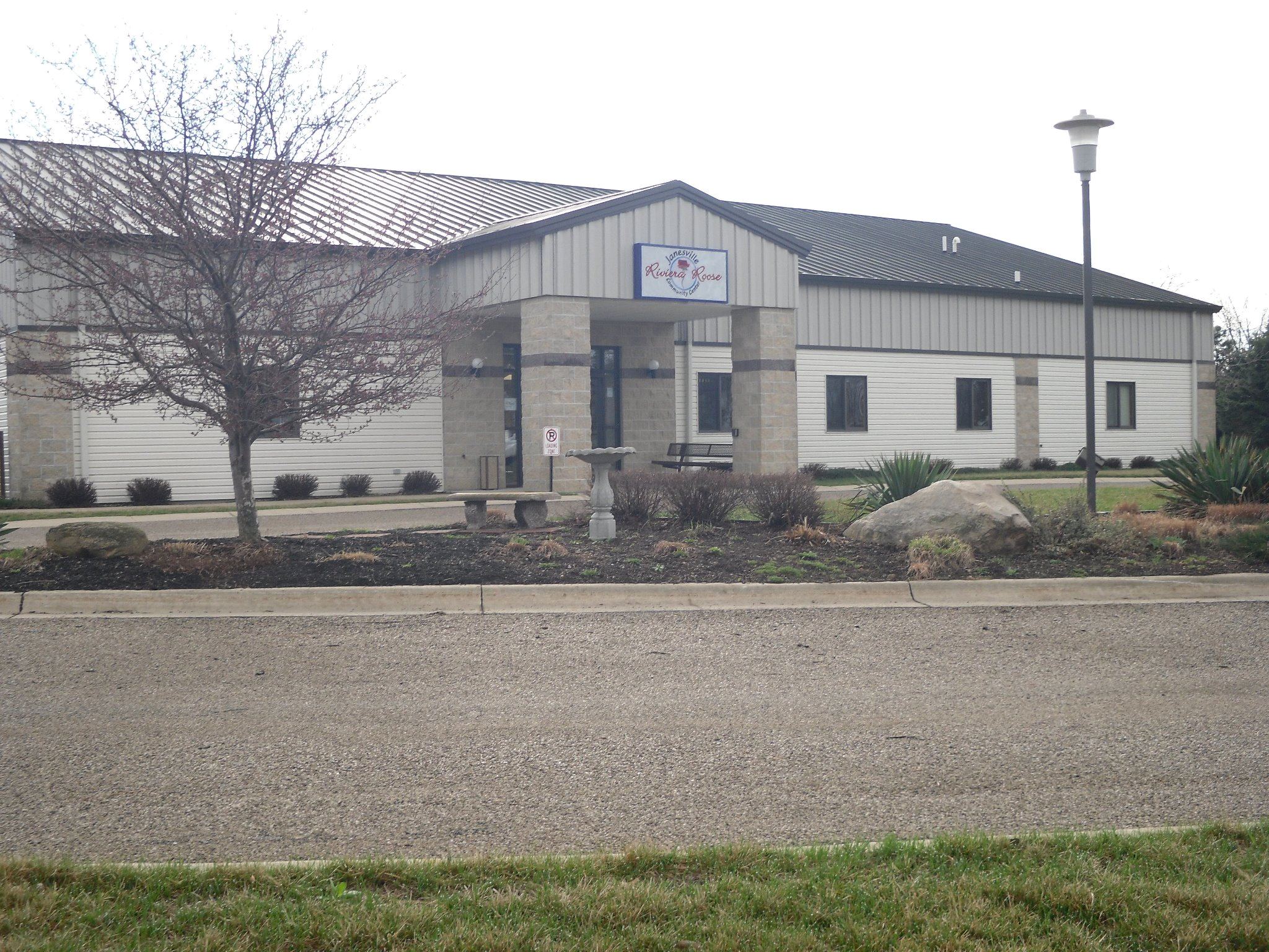 Janesville Riviera Roose - 1