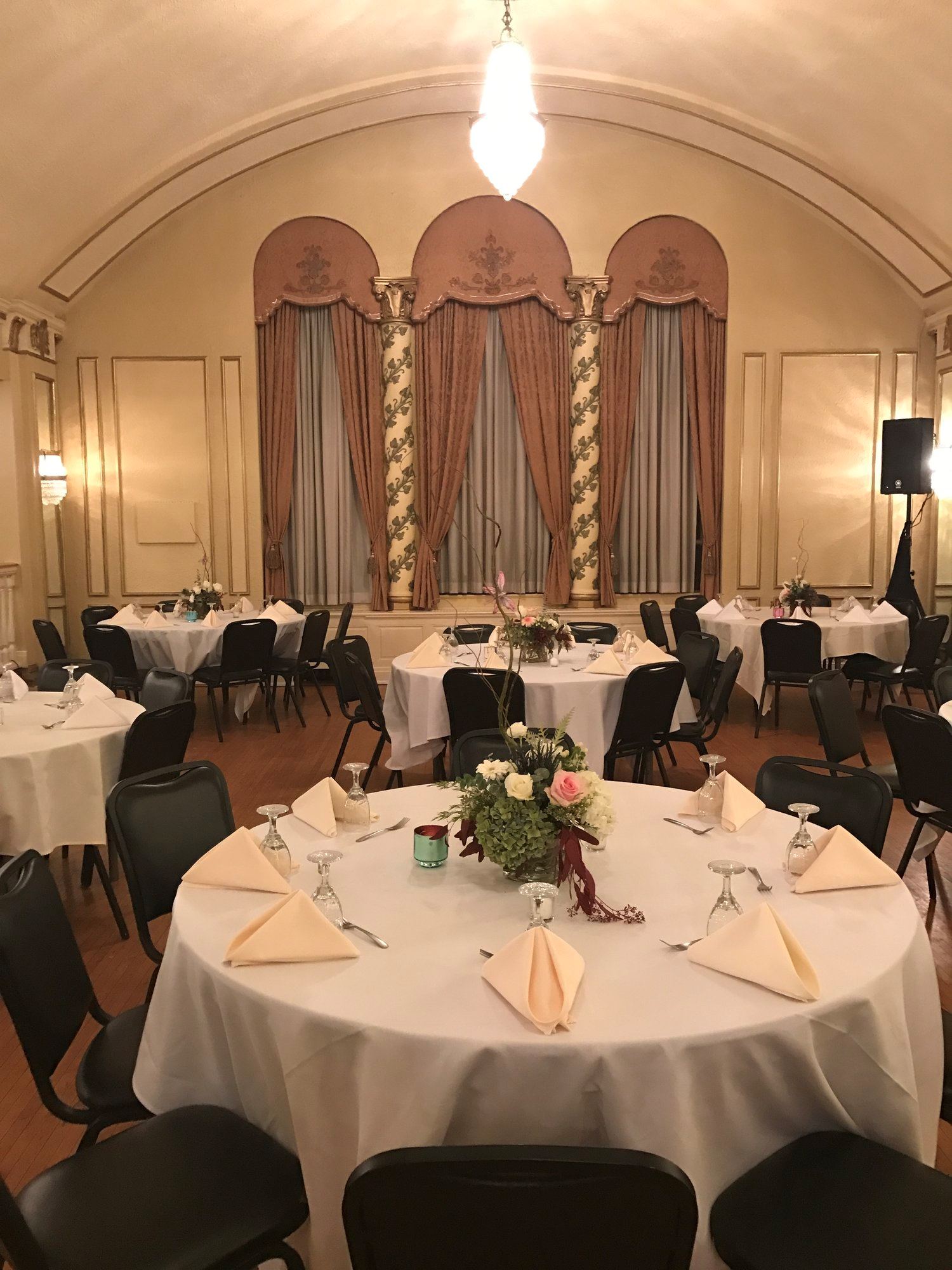 Ward Plaza Crystal Ballroom - 3