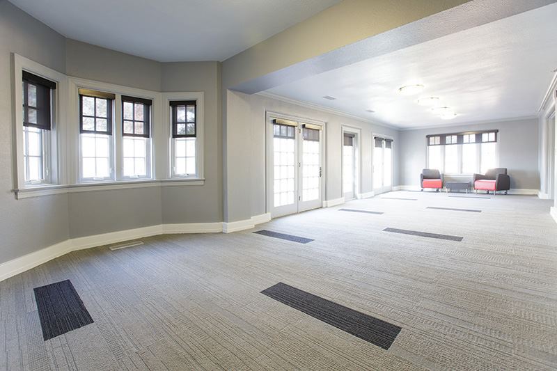 Thompson Center at UNO - 5