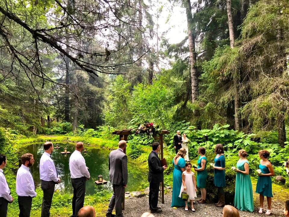 Raven Glacier Lodge - 5