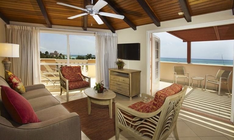 Playa Linda Beach Resort - 3