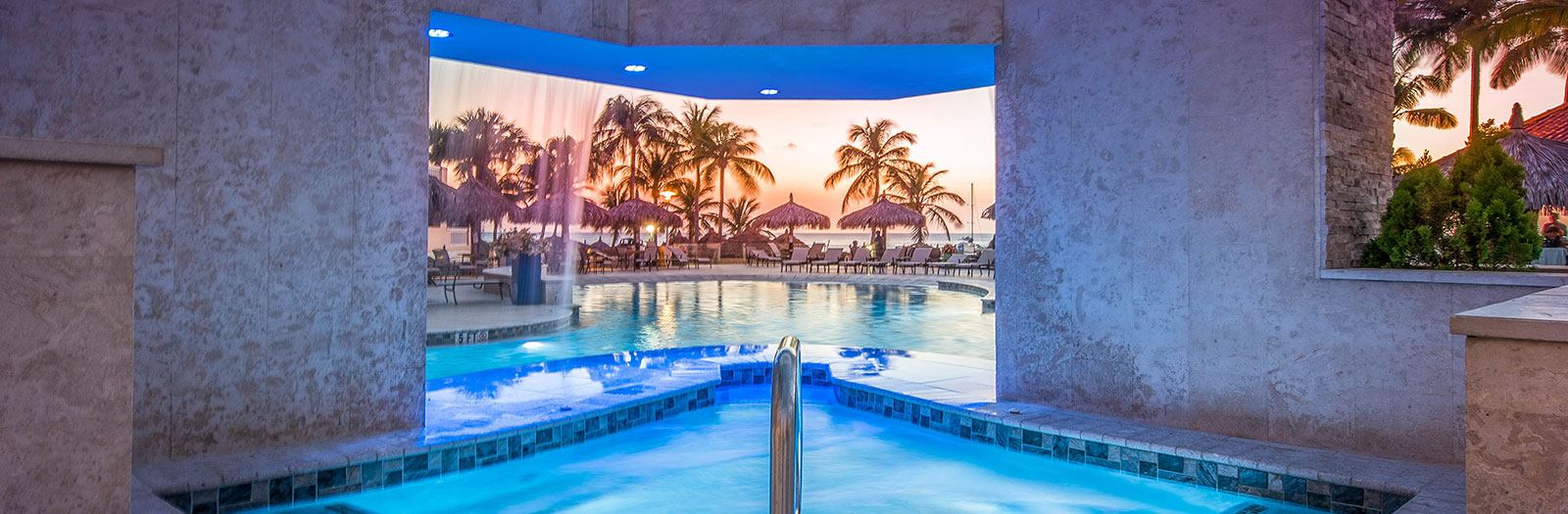 Playa Linda Beach Resort - 2