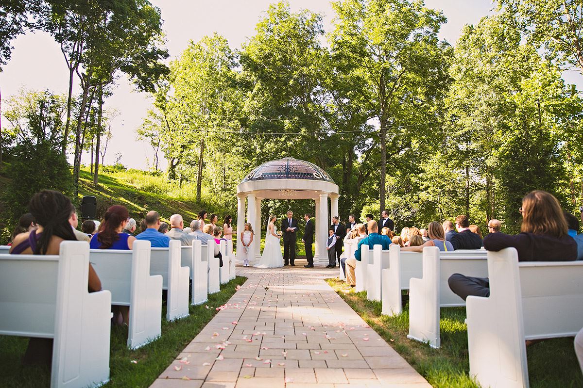 Bella Rose Plantation  Lynchburg Virginia  Wedding  Venue 