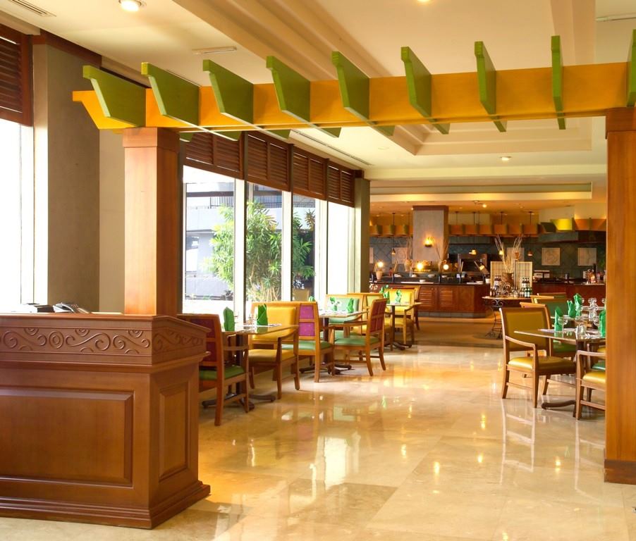 Pacific Star Resort and Spa - 7