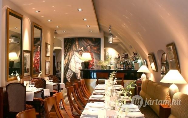 Pierrot Coffee and Restaurant - 3