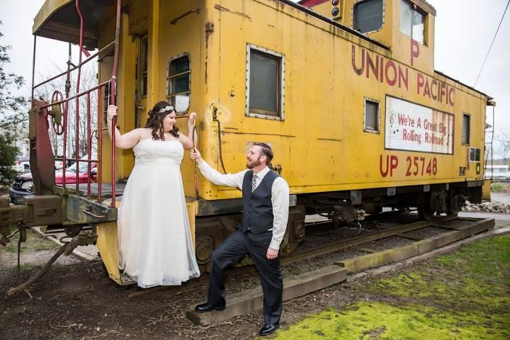 The Troutdale House by the Sandy River - 2