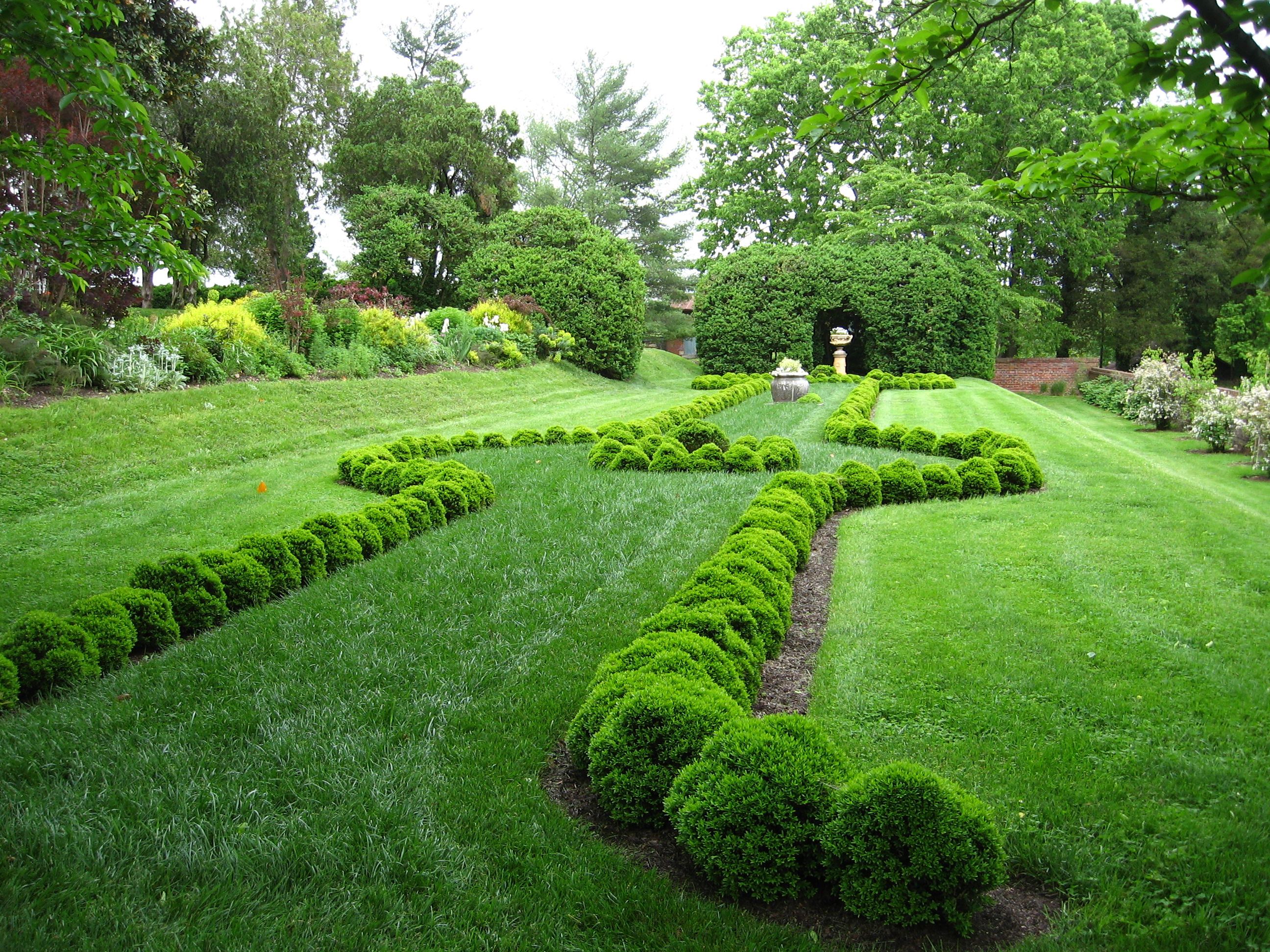 Outlands Historic House and Gardens - 5