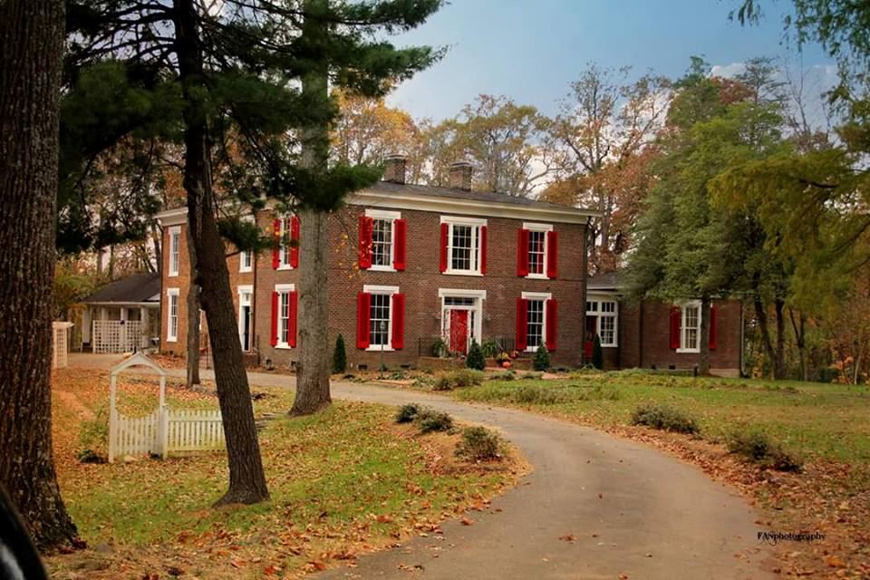 Early Inn at the Grove - 1