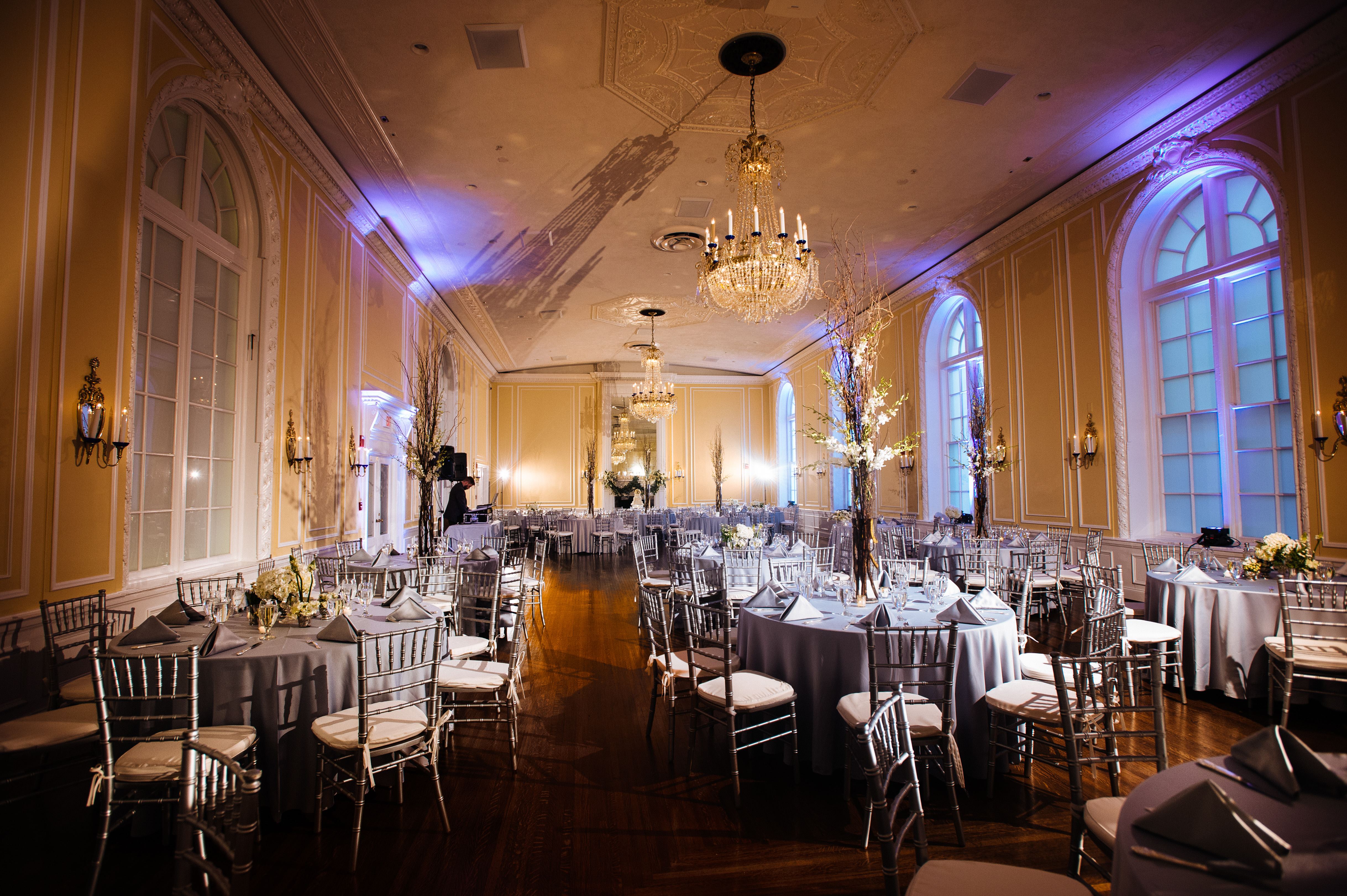 The Patrick Henry Ballrooom Roanoke Virginia Wedding Venue