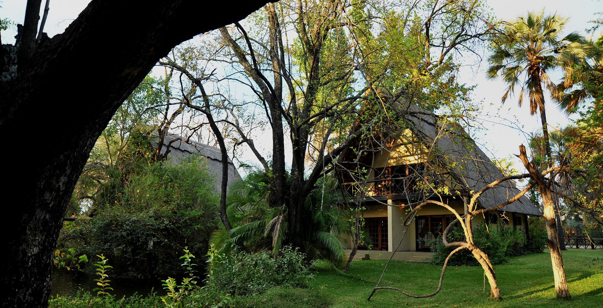 Victoria Falls Waterfront - 4